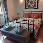 Locchi Maison d'hôtes *